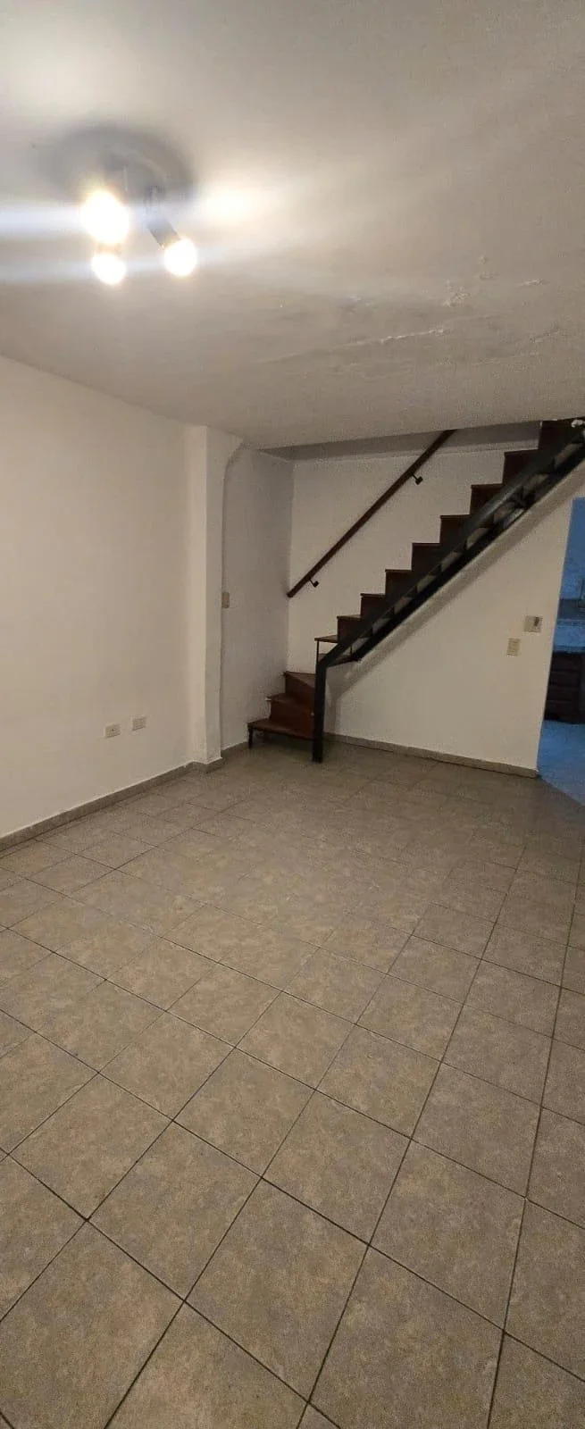 Dúplex en alquiler en San Miguel - Imagen 3