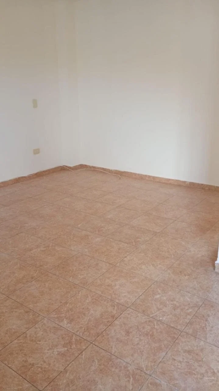 Departamento en alquiler c/ cochera en San Miguel de Ghiso - Imagen 3