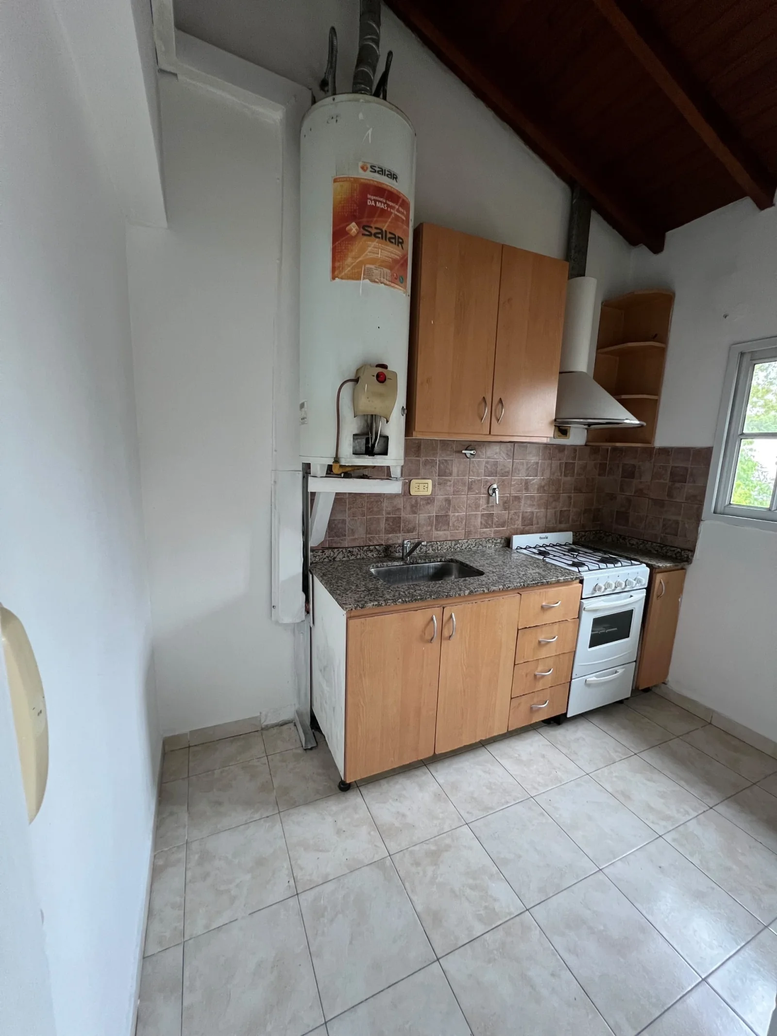 Departamento en alquiler c/ cochera en San Miguel - Imagen 3