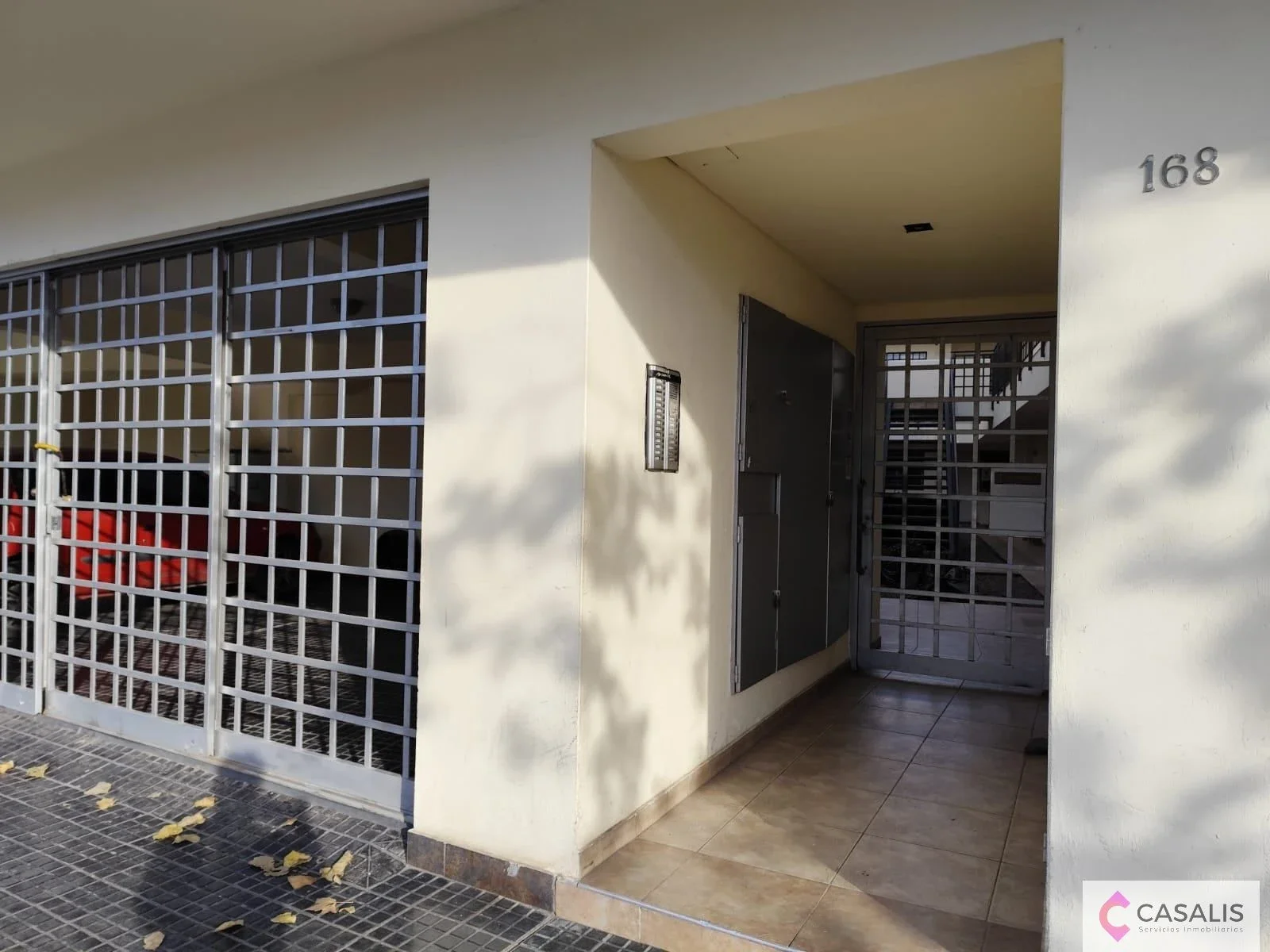 Casa en venta en Godoy Cruz - Imagen 2