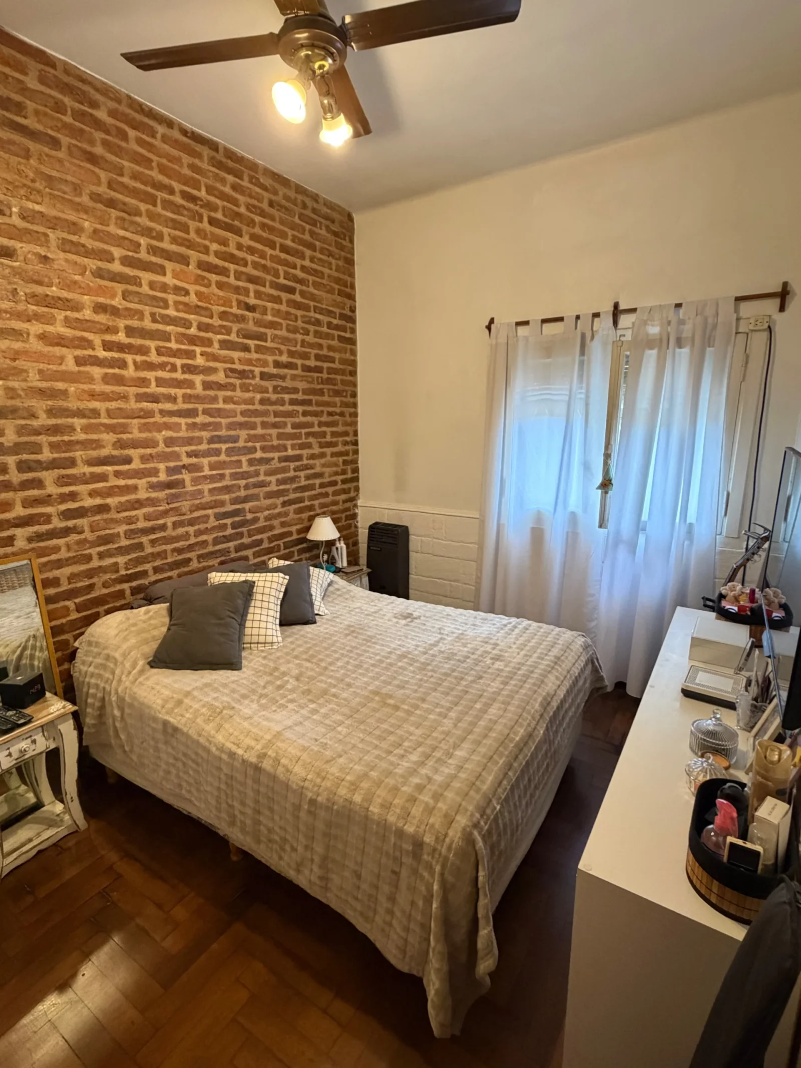 Casa en venta c/ cochera en Bella Vista - Imagen 3