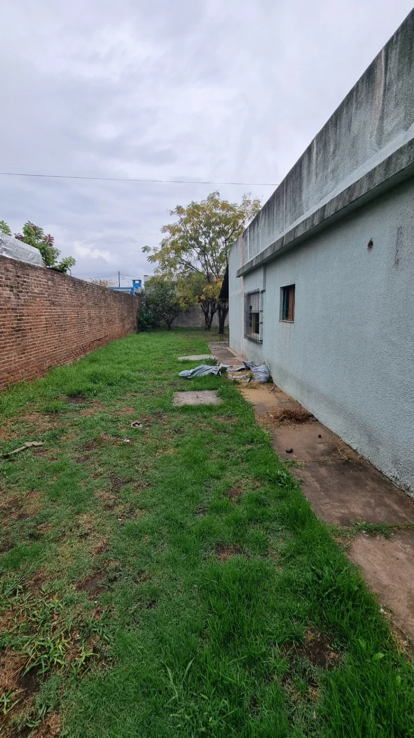 Casa en venta c/ cochera en Los Polvorines - Imagen 2