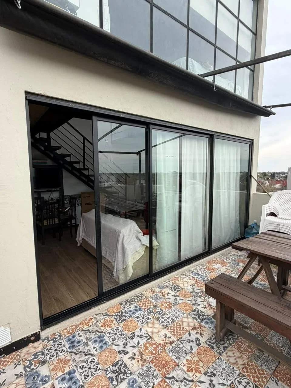Exclusivo y Amplio Duplex en venta con terraza y cochera Edificio Harmony 1 - Imagen 2