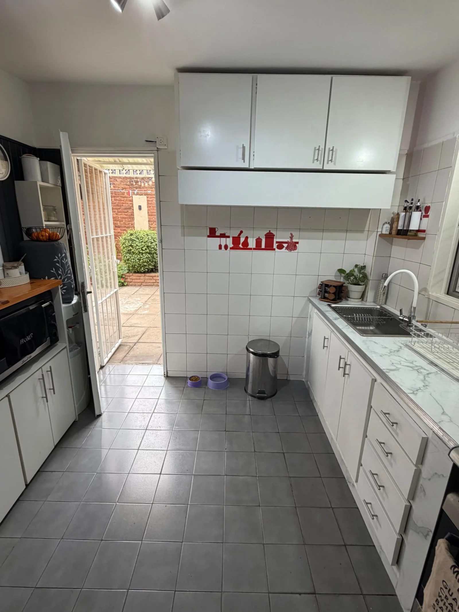 Casa en venta c/ cochera en Bella Vista - Imagen 5