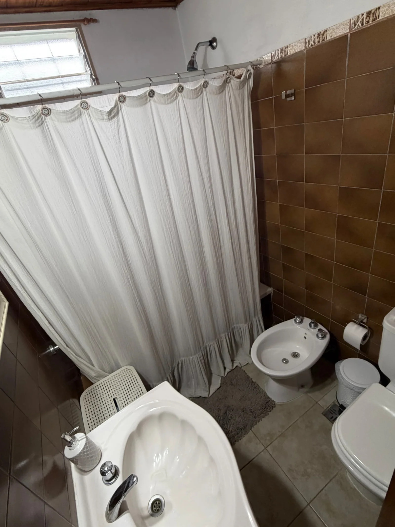 Casa en venta c/ cochera en Bella Vista - Imagen 4