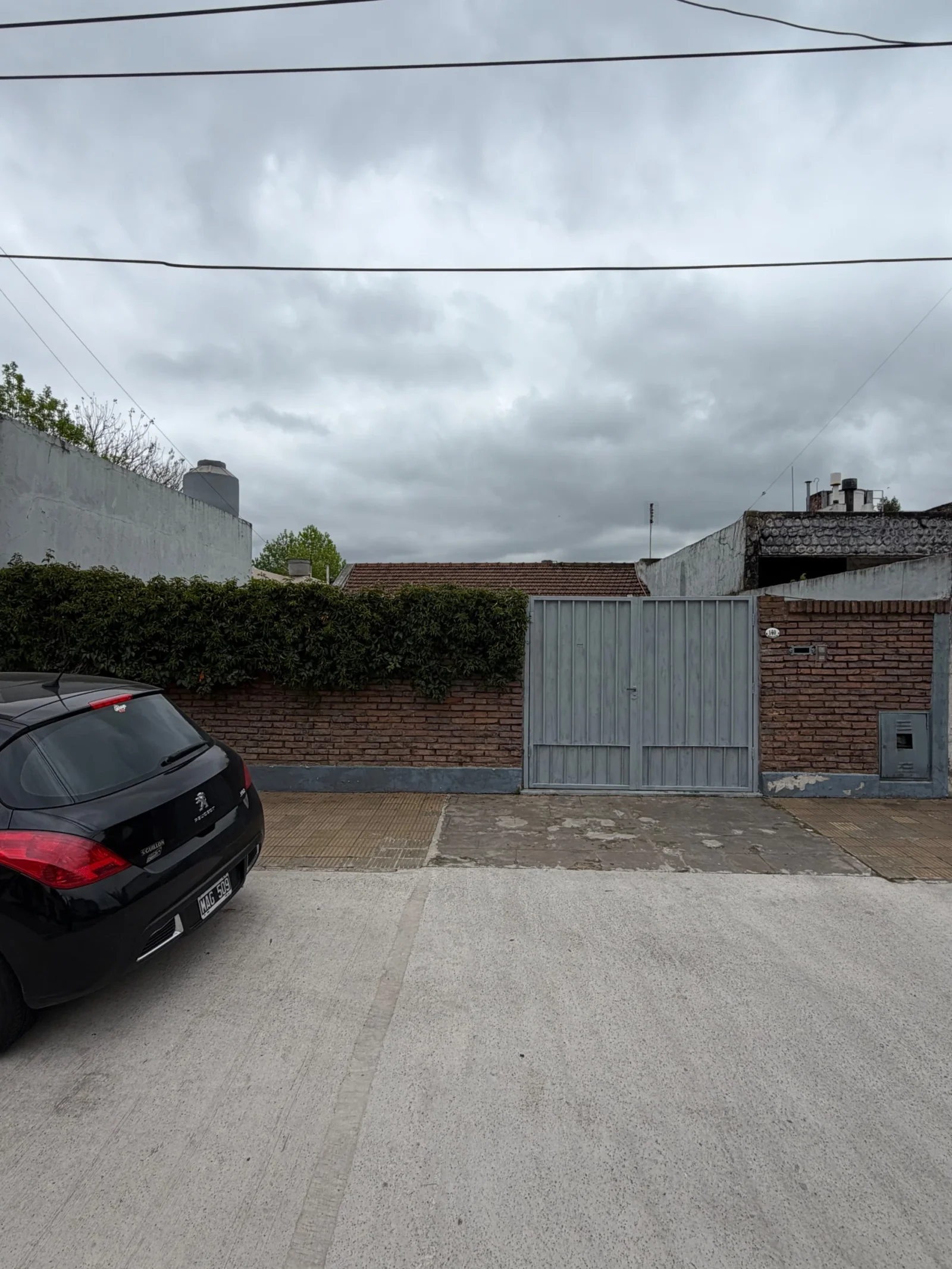 Casa en venta c/ cochera en Bella Vista - Imagen 1