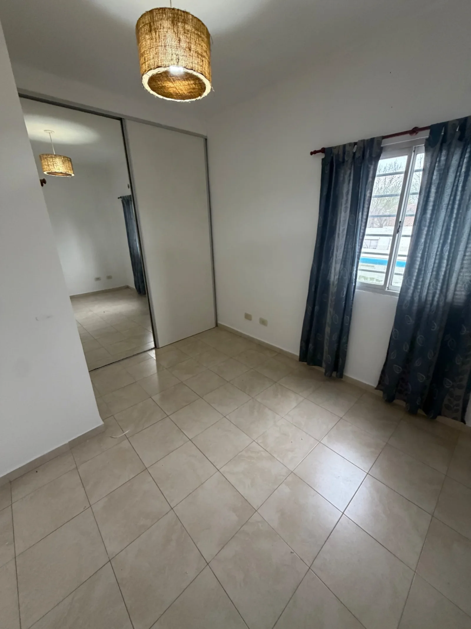 Departamento en alquiler c/ cochera en San Miguel - Imagen 4