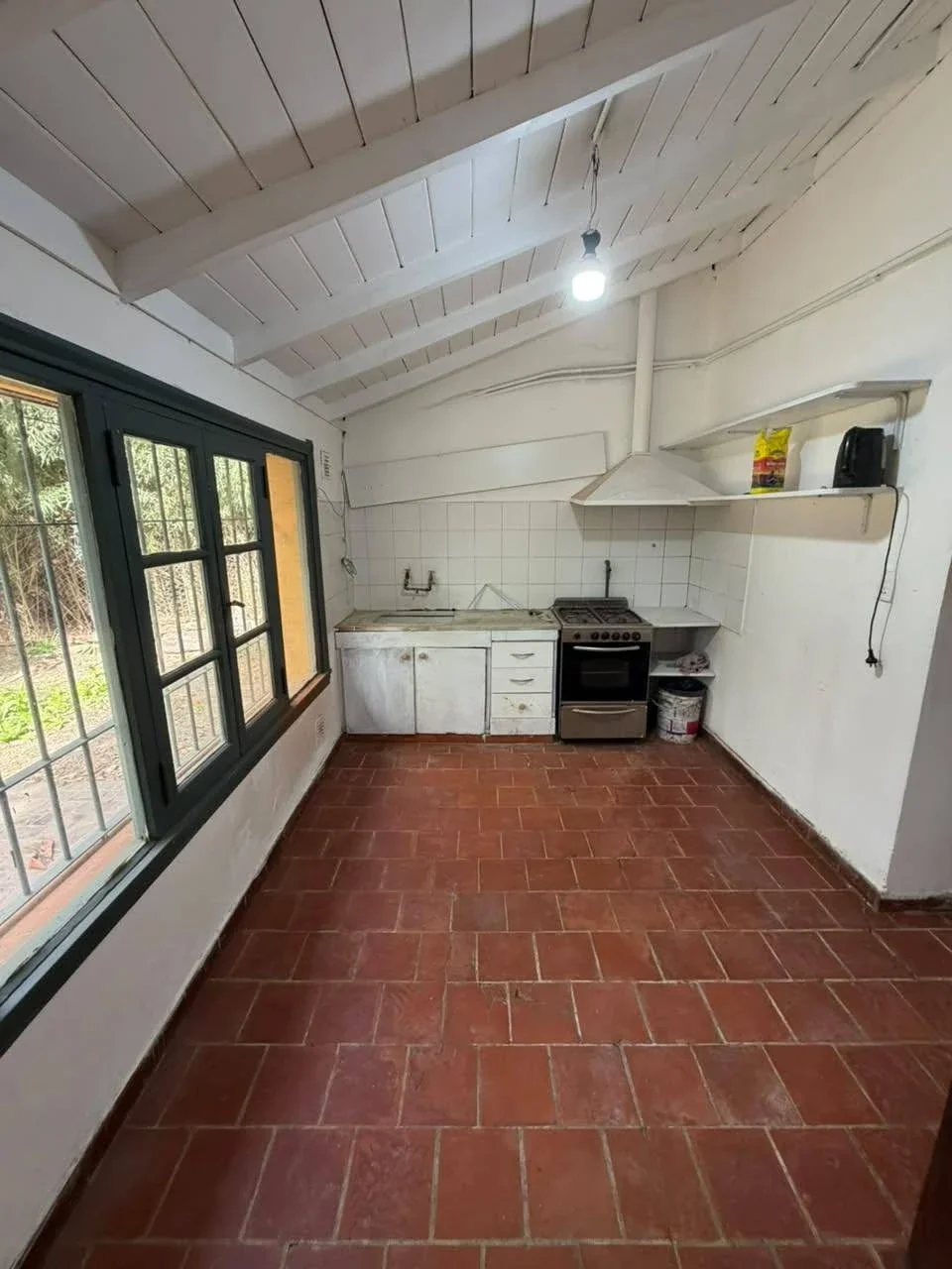 Casa en alquiler c/ cochera en Los Polvorines - Imagen 4
