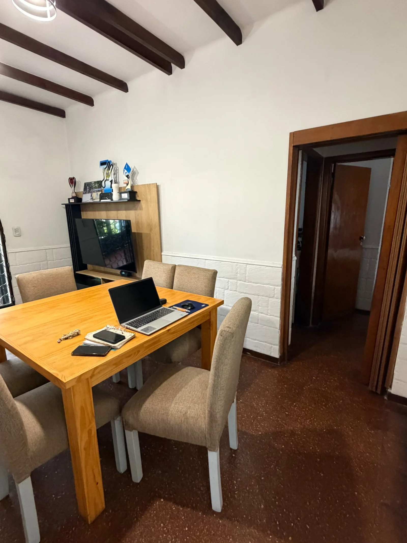 Casa en venta c/ cochera en Bella Vista - Imagen 2