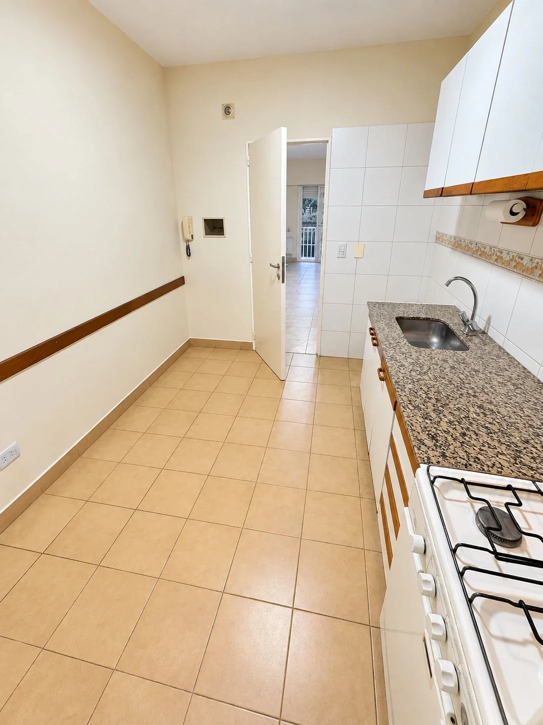 Departamento en alquiler c/ cochera en San Miguel - Imagen 4