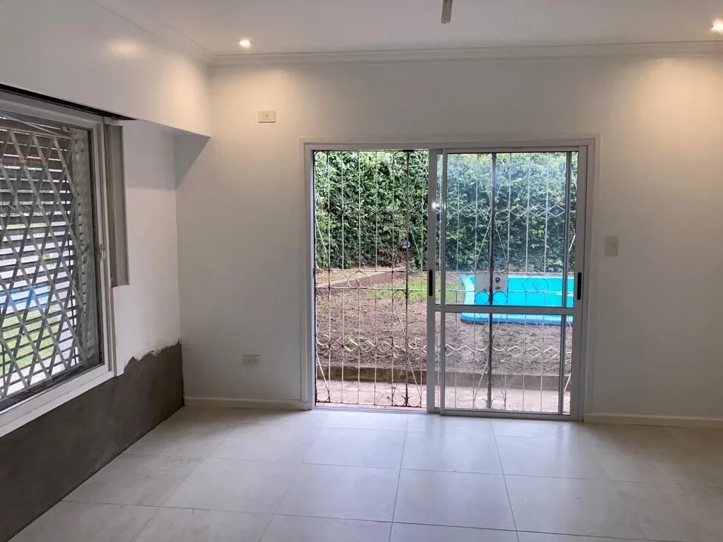 Chalet en venta c/ cochera en Muñiz - Imagen 4