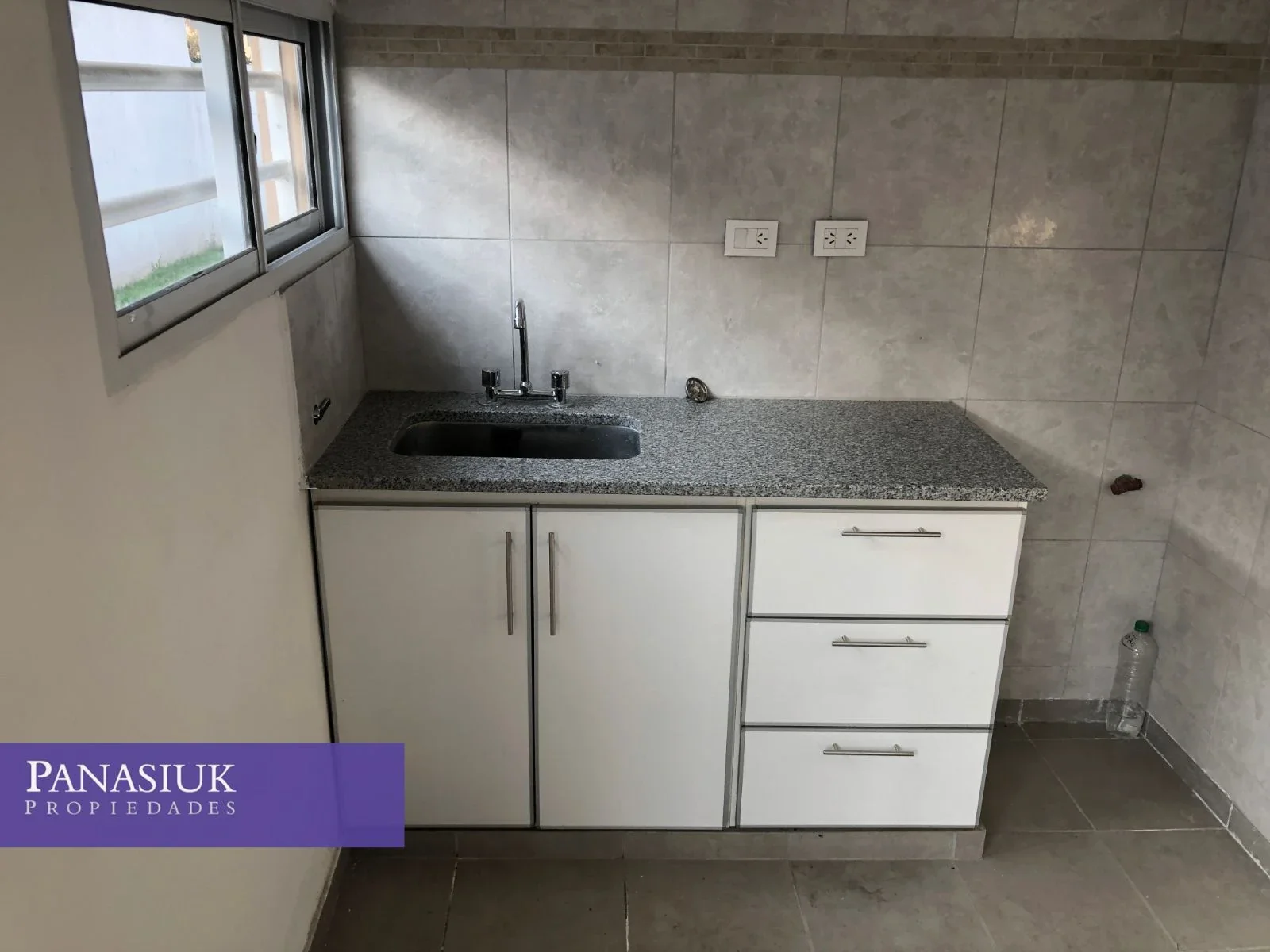 Casa en venta de 2 dormitorios c/ cochera en 9 de Julio - Imagen 3