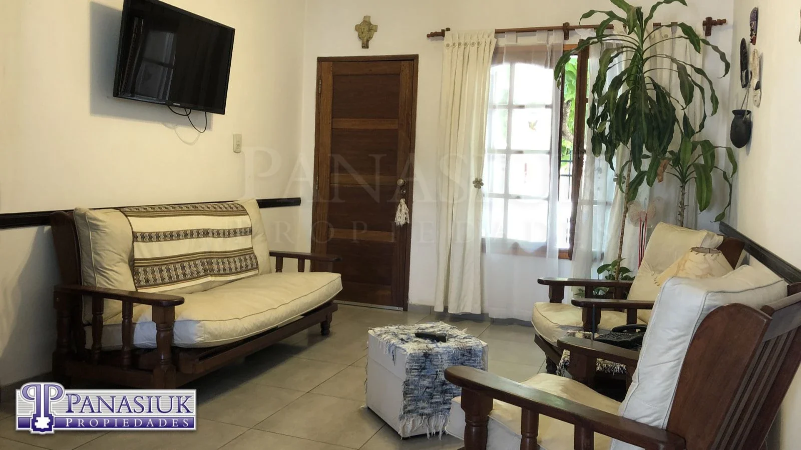 Casa en venta de 2 dormitorios c/ cochera en 9 de Julio - Imagen 2