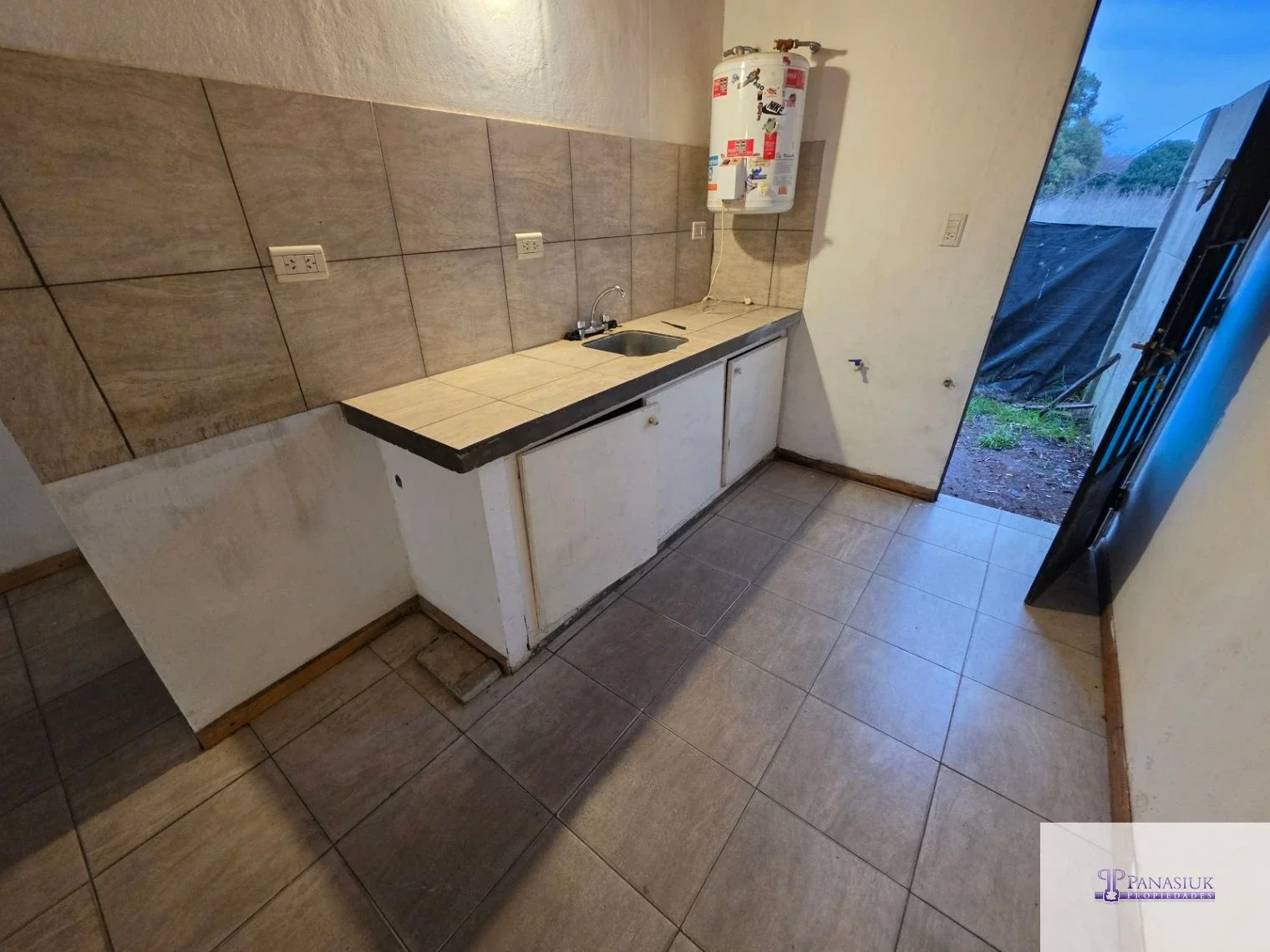 Departamento en alquiler c/ cochera en 9 de Julio - Imagen 3