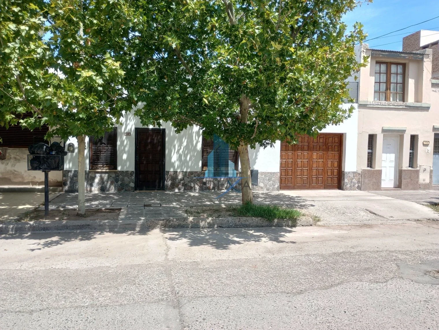 Casa en venta en General Roca - Imagen 1