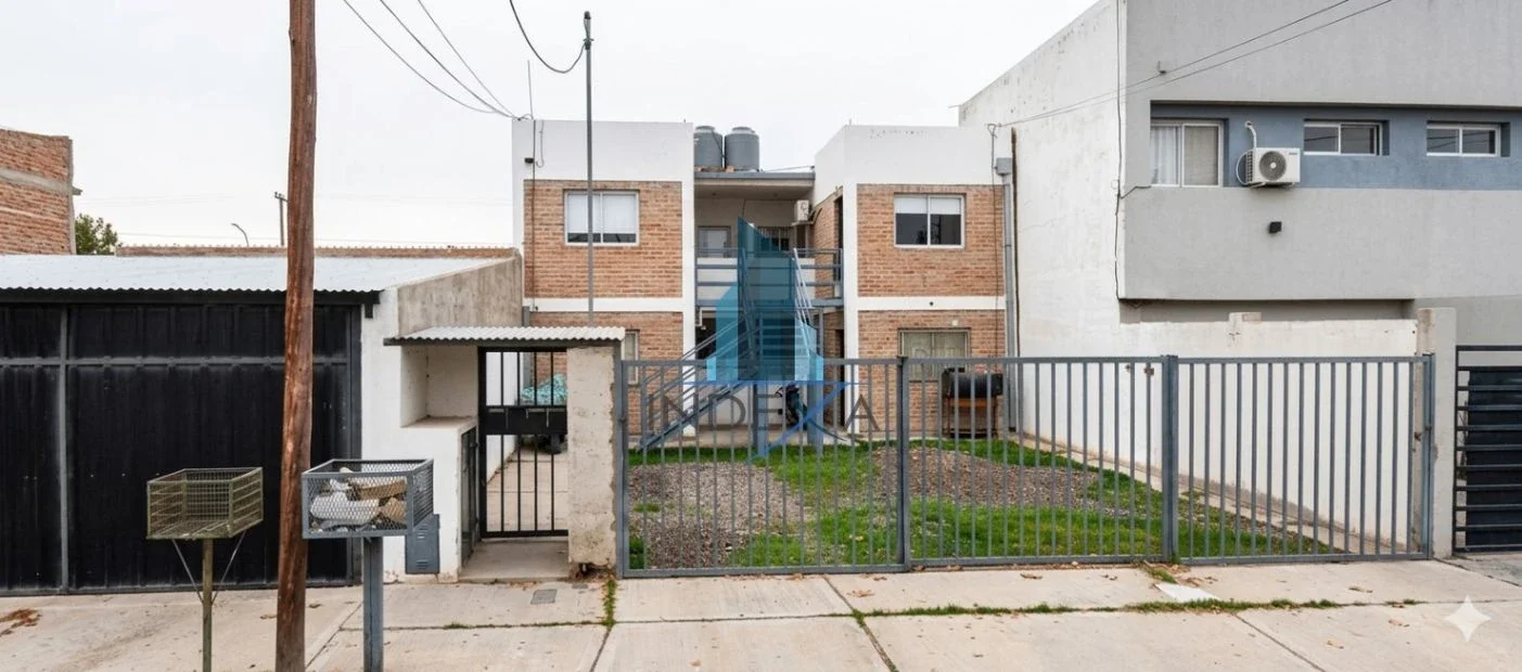 Departamento en venta c/ cochera en General Roca - Imagen 2