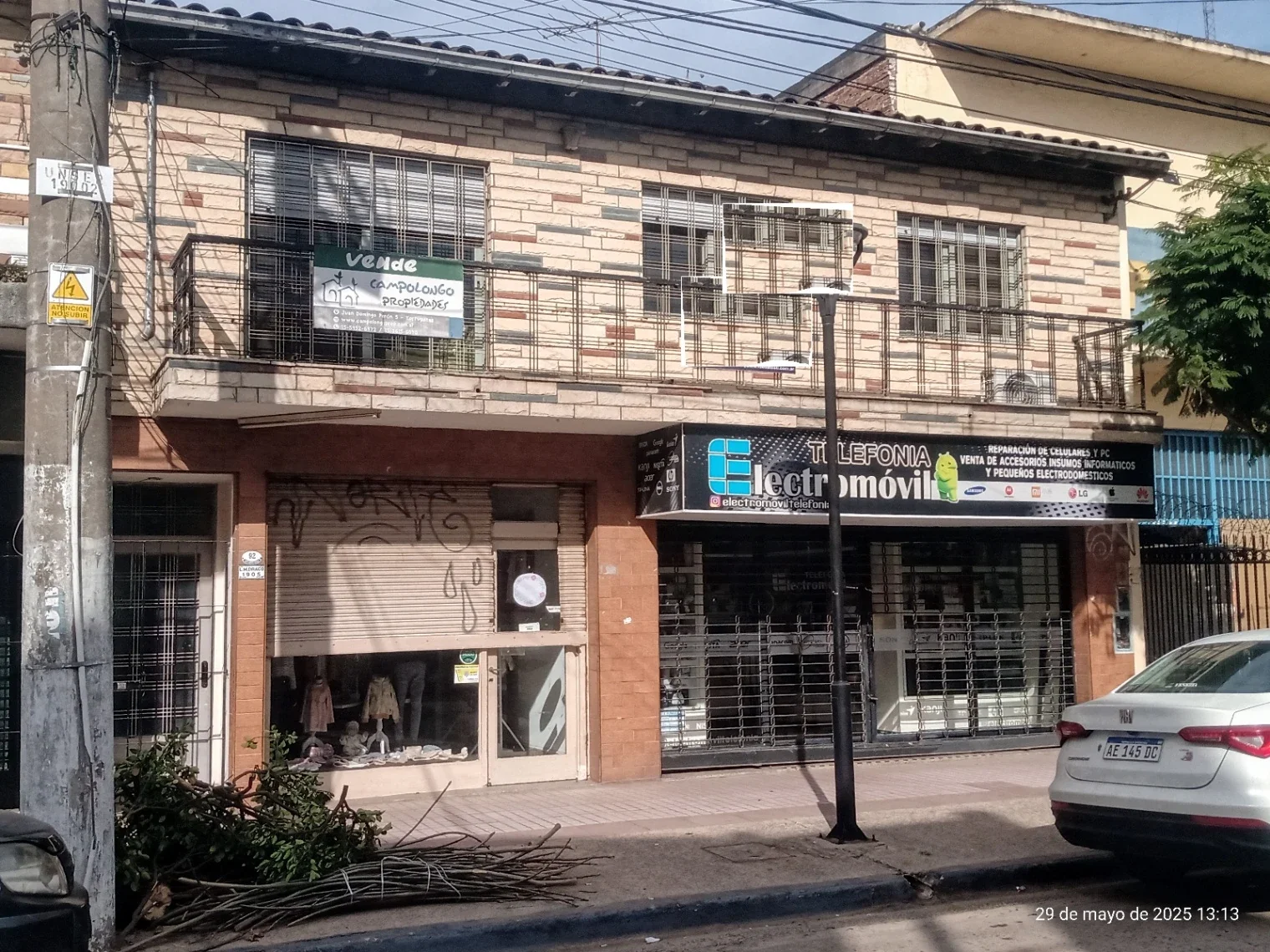CASA CON LOCALES EN VENTA EN TORTUGUITAS CENTRO - Imagen 2