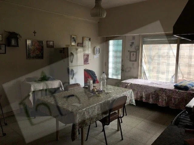 CASA CON LOCALES EN VENTA EN TORTUGUITAS CENTRO - Imagen 5