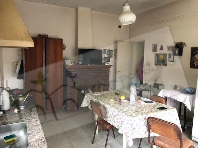 CASA CON LOCALES EN VENTA EN TORTUGUITAS CENTRO - Imagen 3