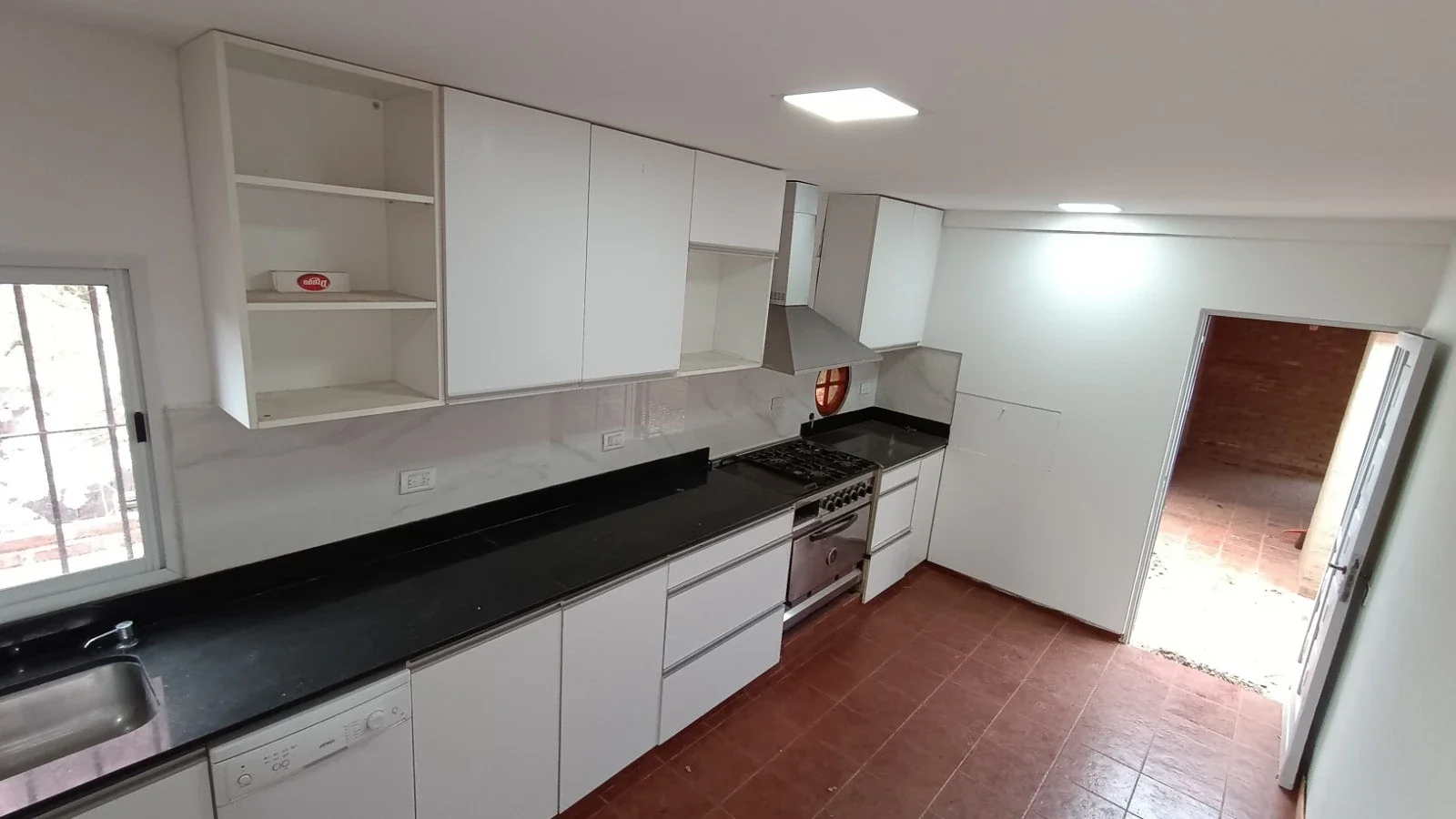 Casa en alquiler c/ cochera en Saldán - Imagen 5