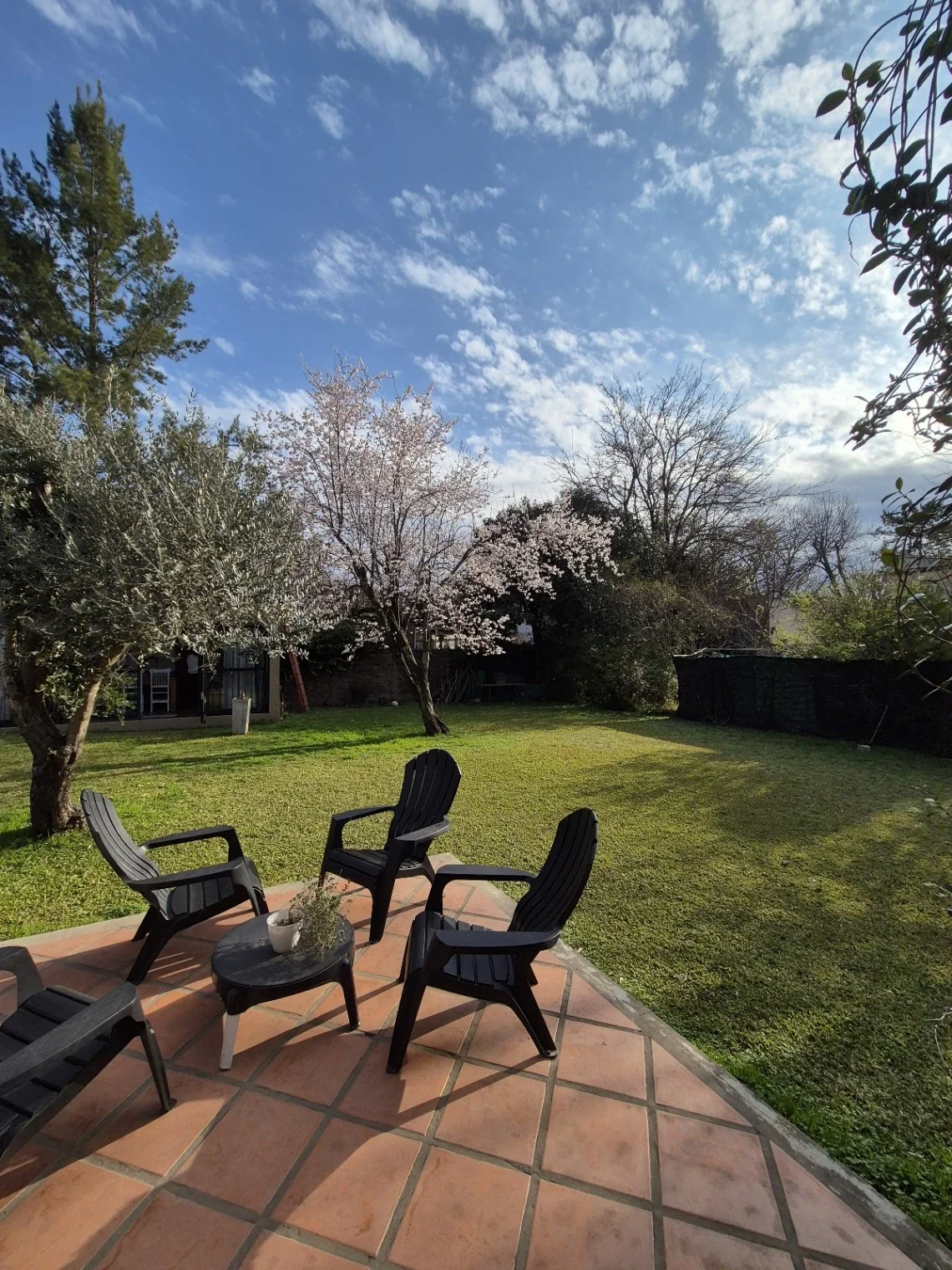 Casa en alquiler c/ cochera en Bella Vista - Imagen 5