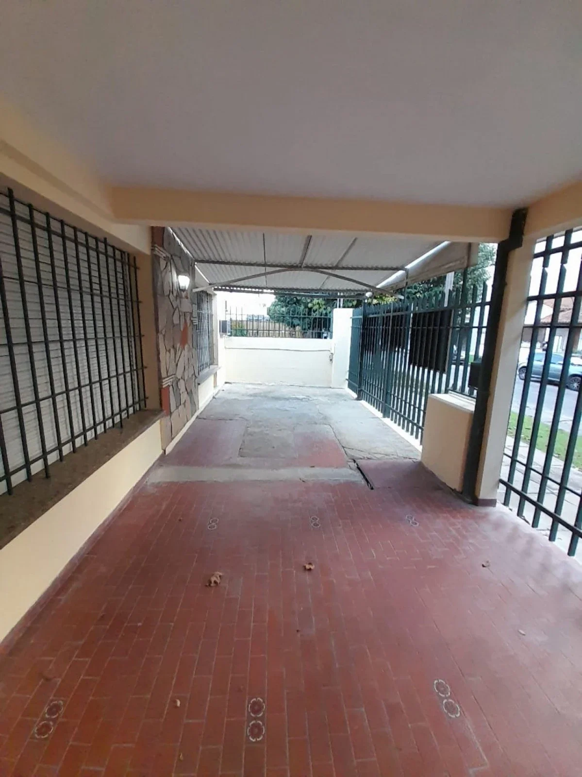 Casa en venta c/ cochera en Muñiz - Imagen 4