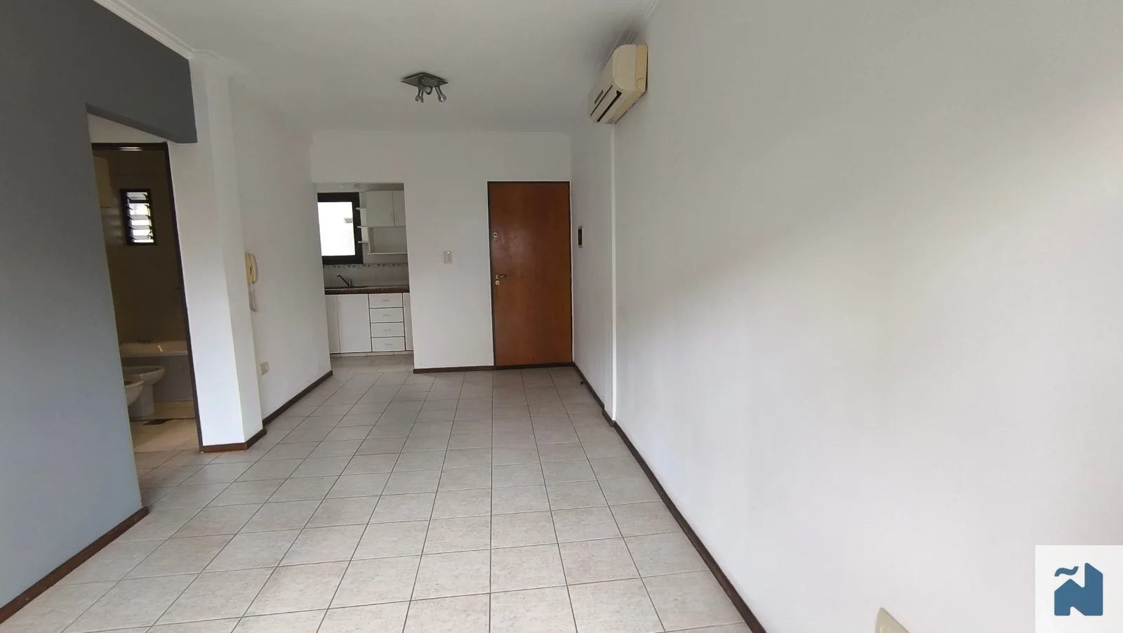 Departamento en alquiler c/ cochera en La Plata - Imagen 3