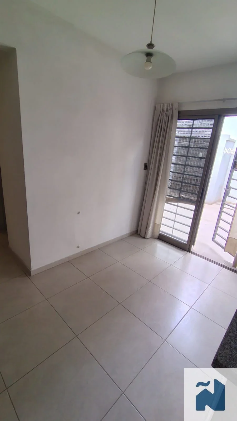 Casa en alquiler c/ cochera en La Plata - Imagen 5