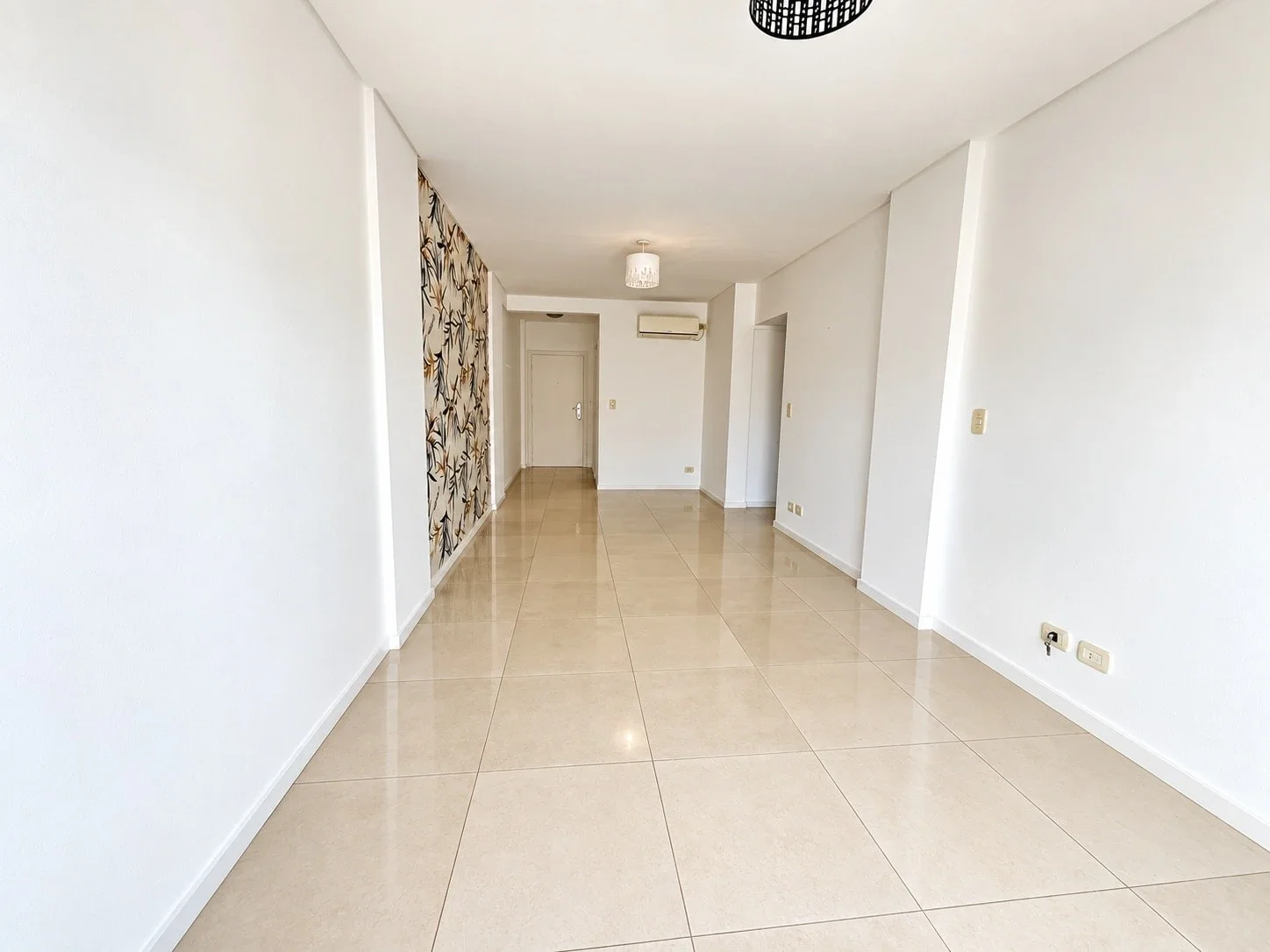 Alquiler departamento de 4 ambientes con 2 cocheras en Caballito - Imagen 4