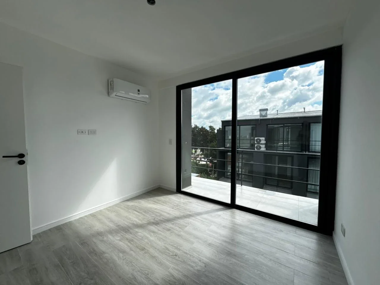 Venta de Departamento 3 ambientes en Tigre - Imagen 2