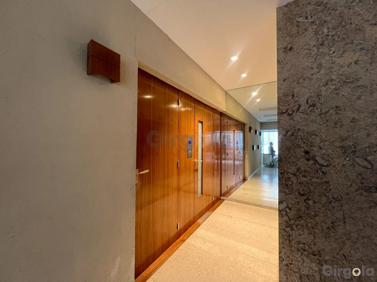 Venta departamento 5 ambientes c/ cochera en Caballito - Imagen 3