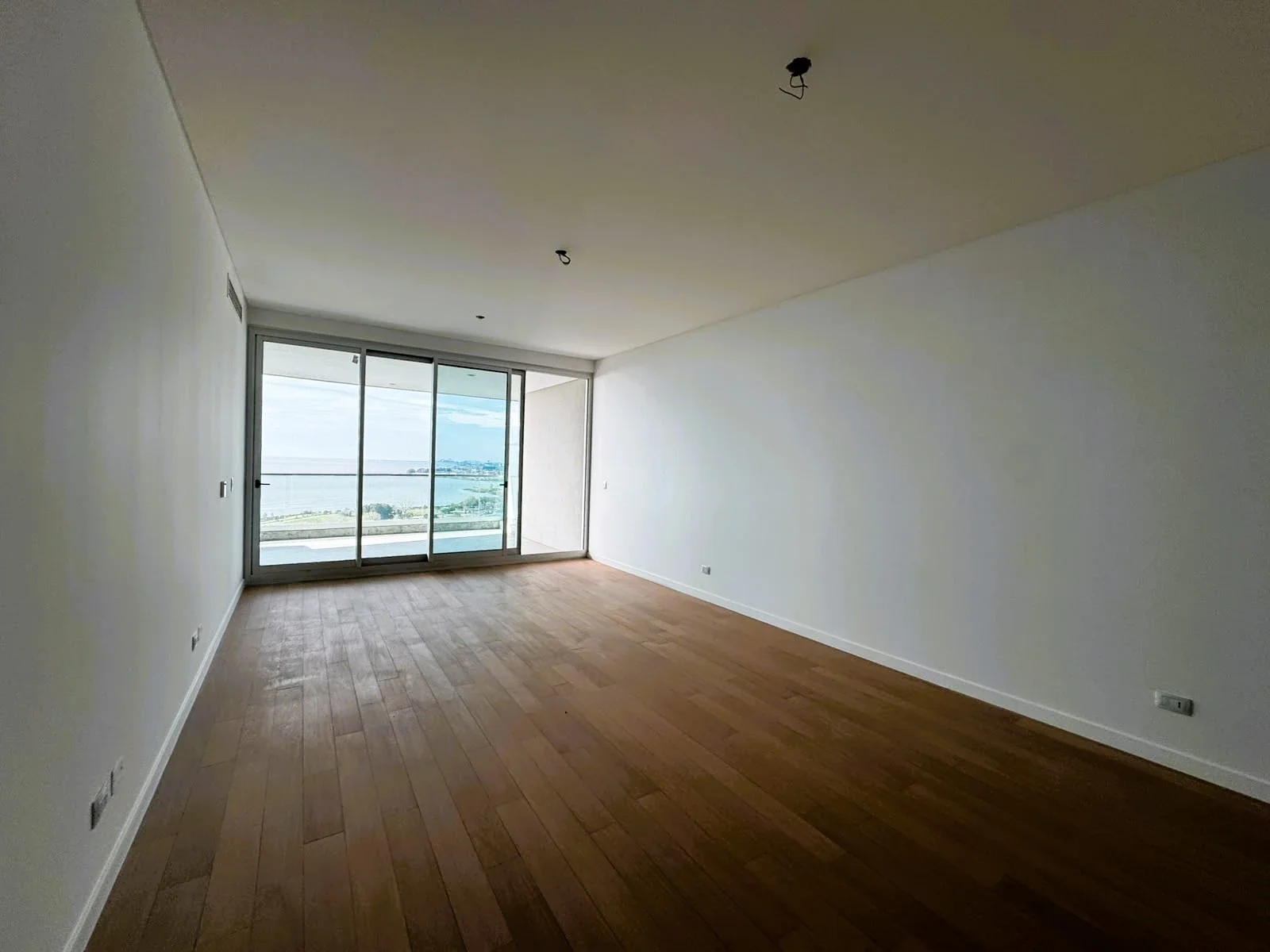 Venta departamento de 4 ambientes en Infinity Towers, Vicente Lopez - Imagen 4
