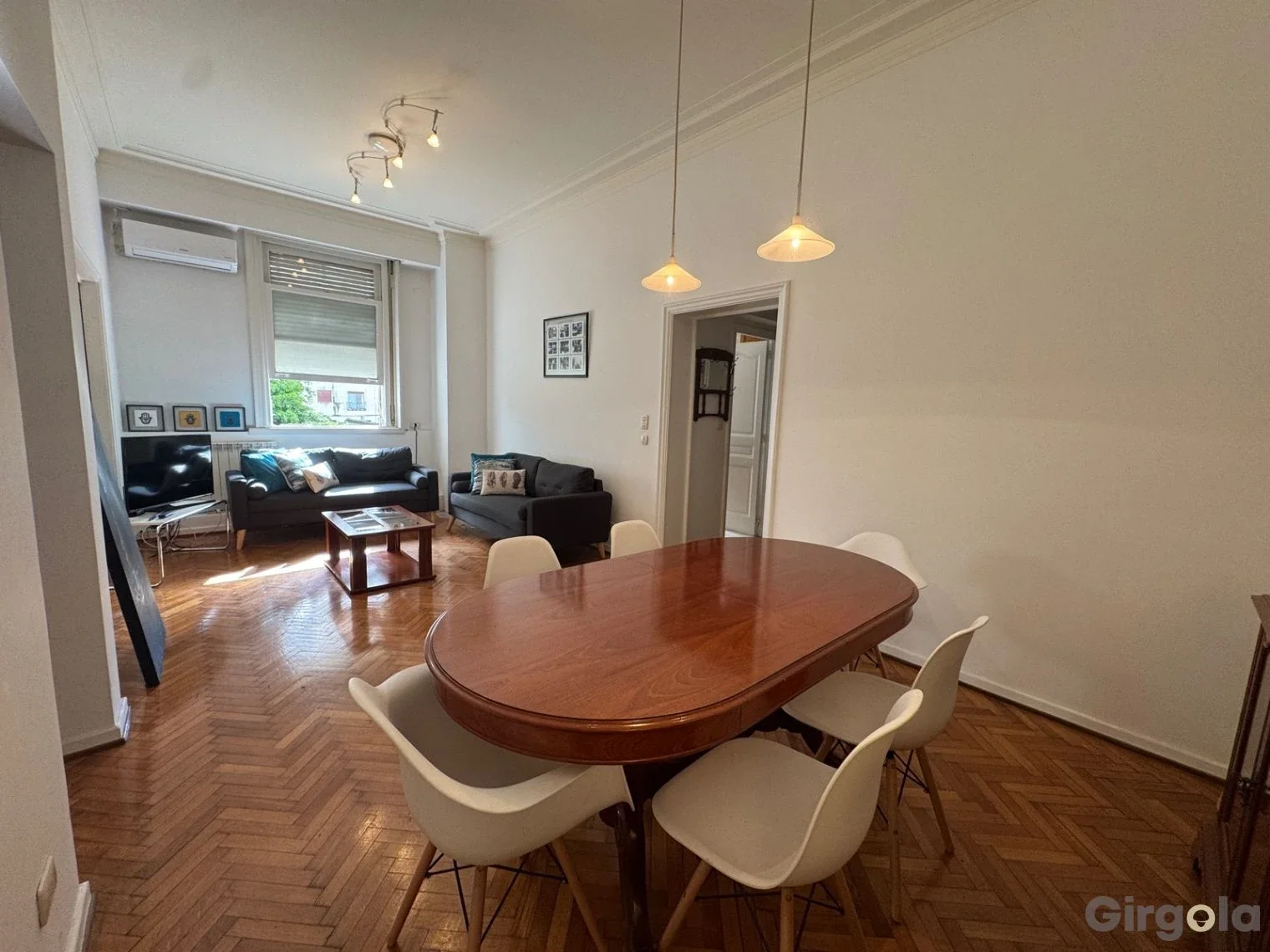 Venta departamento 3 ambientes en Recoleta con cochera - Imagen 1
