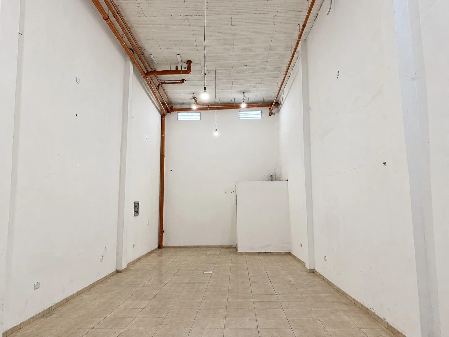 Local comercial en alquiler ubicado en Moreno - Imagen 2