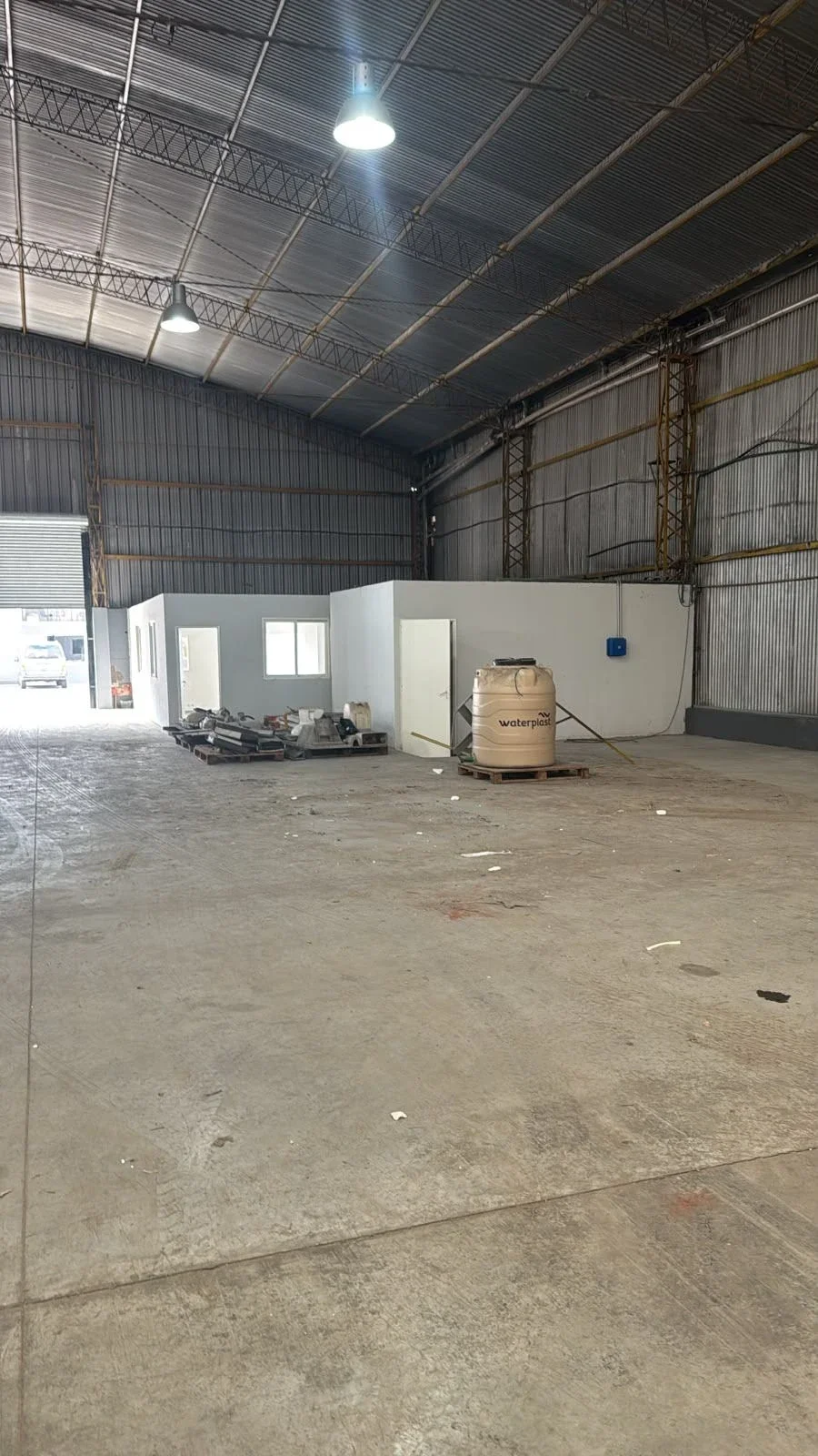 Galpón en alquiler de 2300m2 ubicado en La Reja - Imagen 5