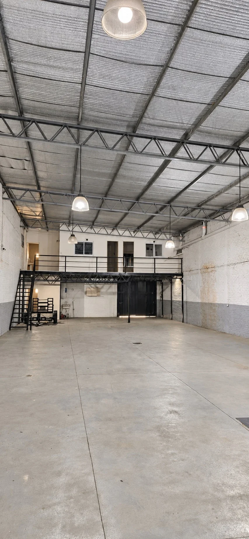 Galpón en alquiler de 370m2 ubicado en Moreno - Imagen 2
