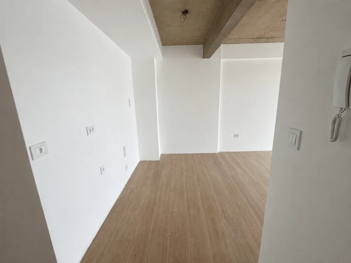 Monoambiente amplio en venta en Coghlan oportunidad - Imagen 4