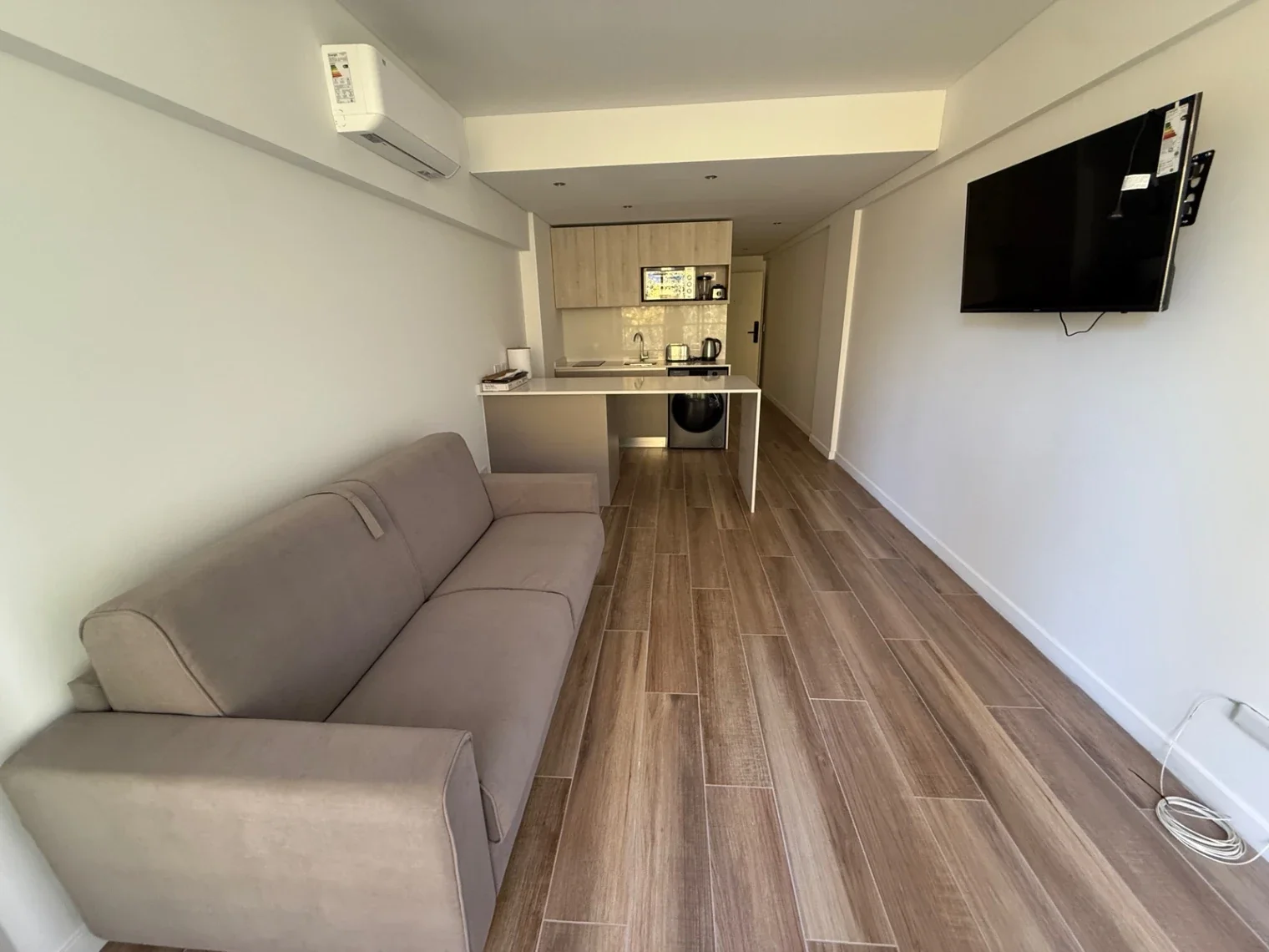 Departamento en alquiler en Las Cañitas amoblado - Imagen 2