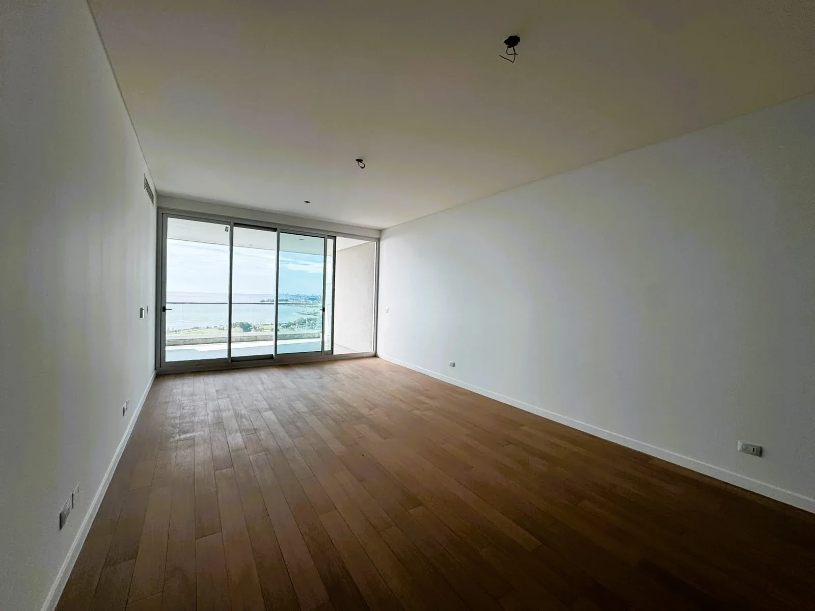 Venta departamento de 4 ambientes en Infinity Towers, Vicente Lopez - Imagen 3