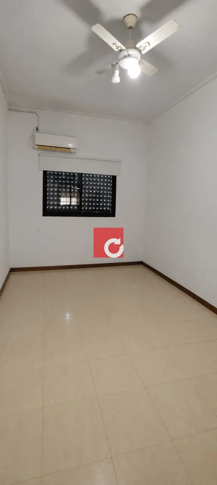 528 E/30 y 31-Importante galpón en alquiler de 400m2, ubicado en La Plata - Imagen 3