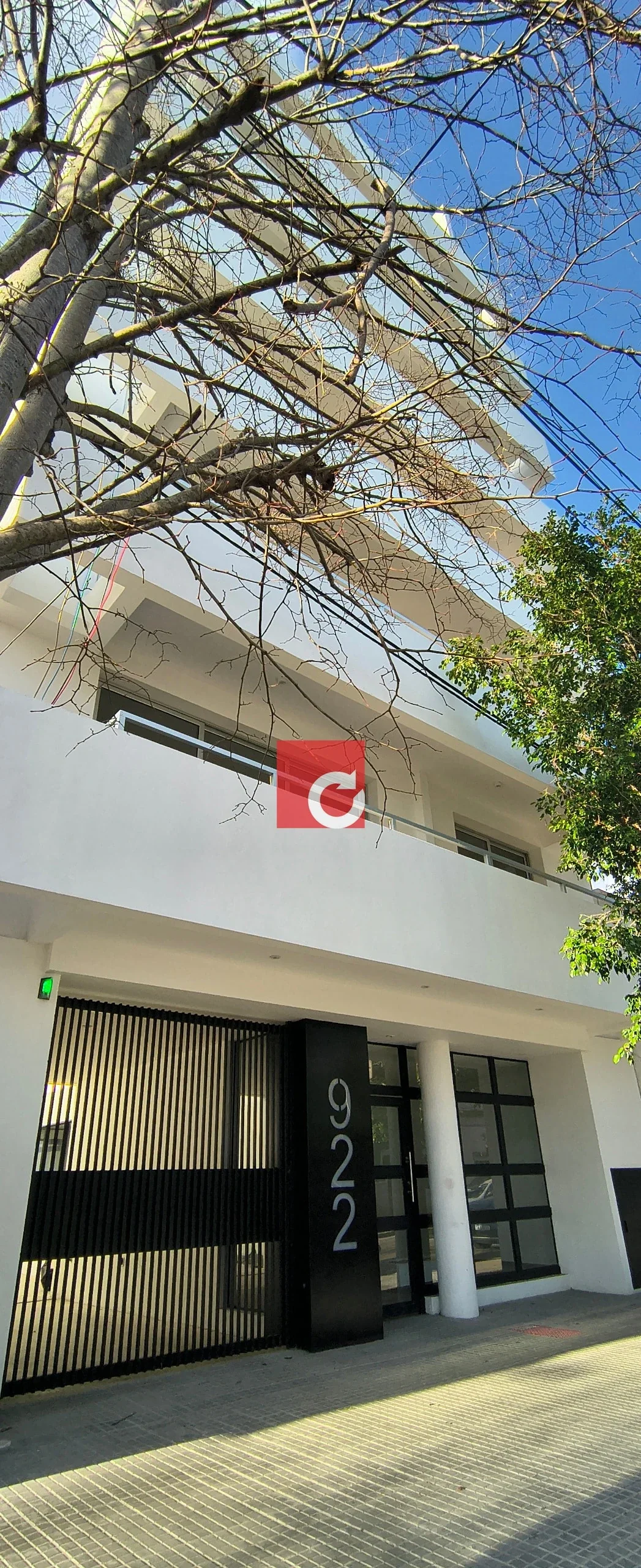 23 E/50 y 51-Depto de categoría de un dormitorio con COCHERA Parque San Martín - Imagen 2