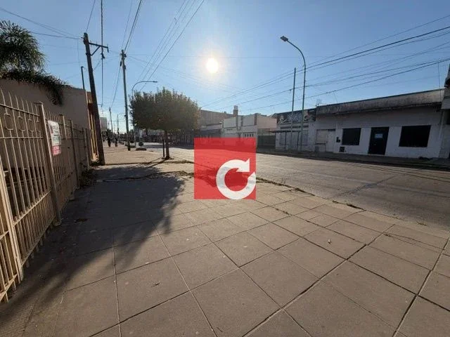 VENTA DE PROPIEDAD DE USOS MULTIPLES EXCELENTE ZONA. - Imagen 3