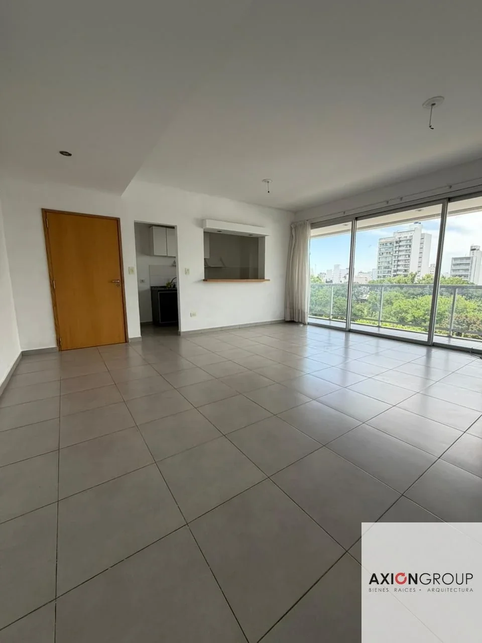 Departamento en alquiler 2 dormitorios c/ cochera 40 esquina 13 en La Plata - Imagen 2