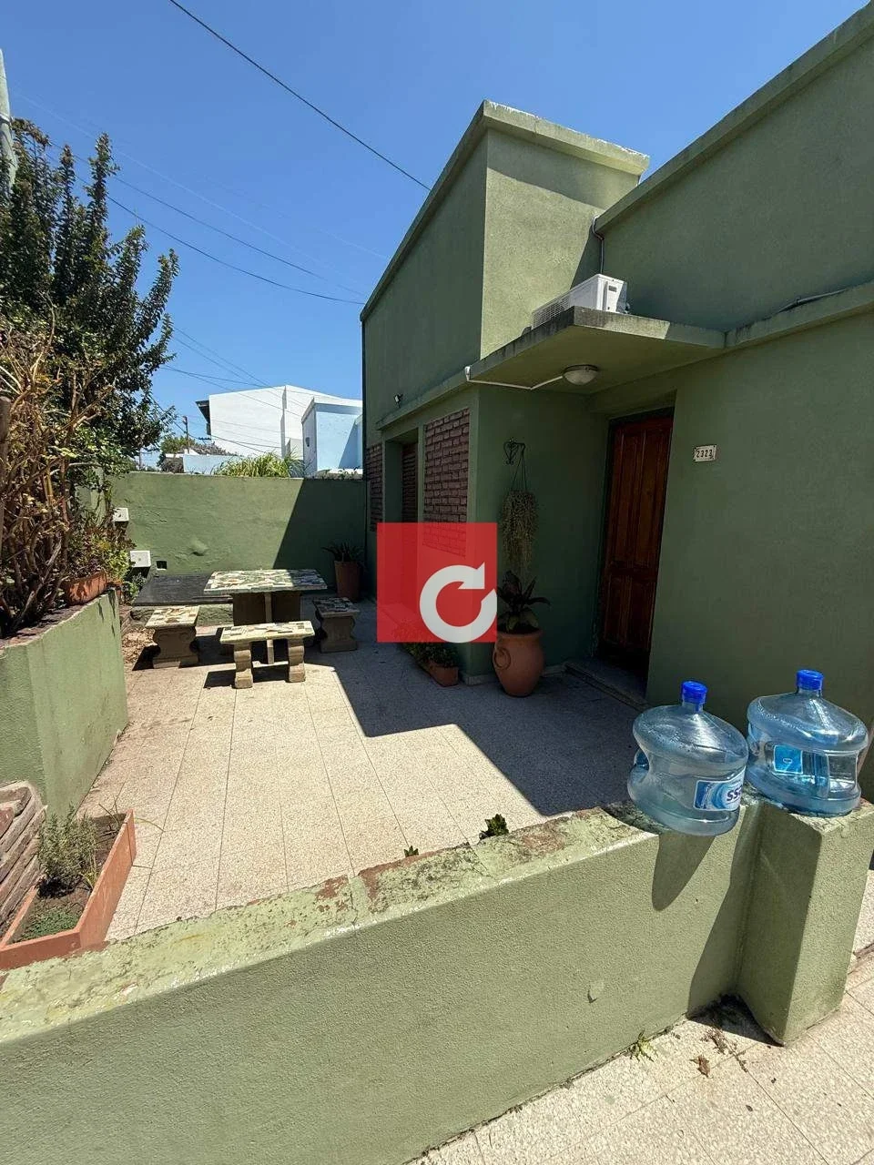 Casa en alquiler c/ cochera en Los Hornos - Imagen 2