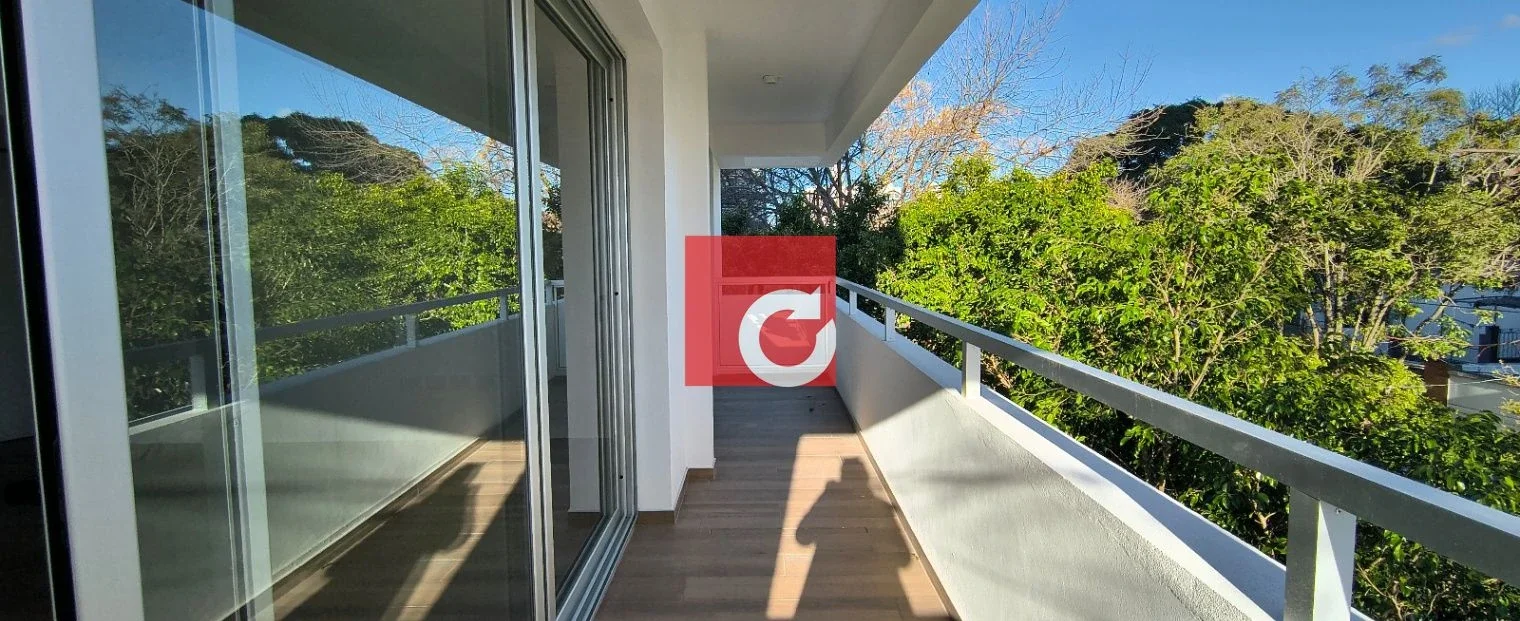 23 E/50 y 51-Depto de categoría. Un dormitorio en suite. Parque San Martín - Imagen 5