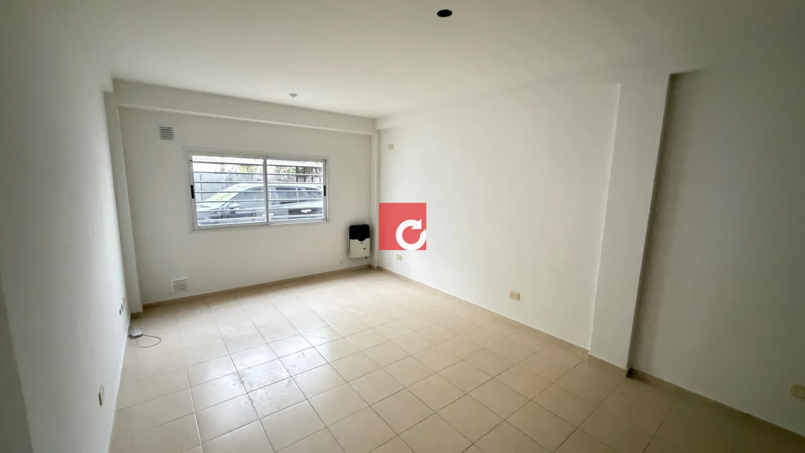 37 e/ 19 y 20 - MONOAMBIENTE EN ALQUILER - Imagen 4