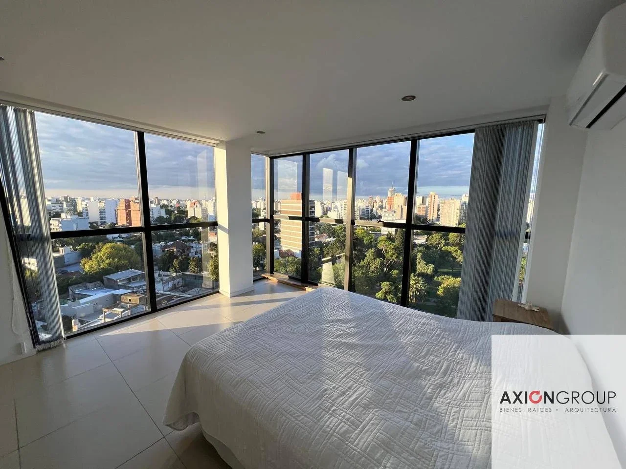 19 y 44-Pza Azcuénaga-Semipiso de categoría amoblado con terraza propia - Imagen 4