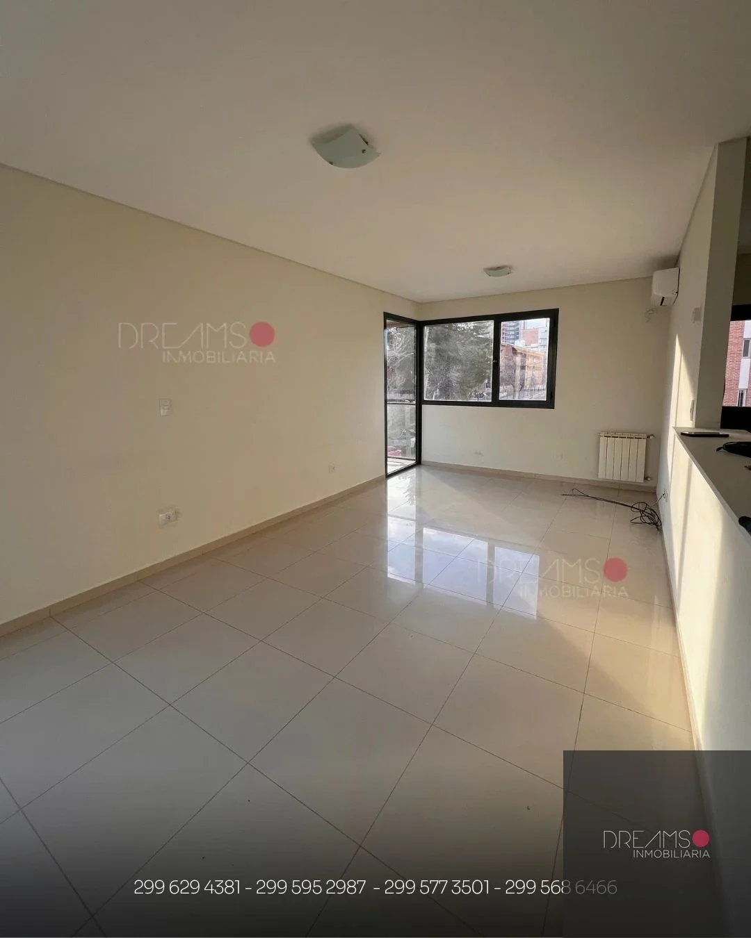 Departamento en alquiler c/ cochera en Área Centro Este - Imagen 2