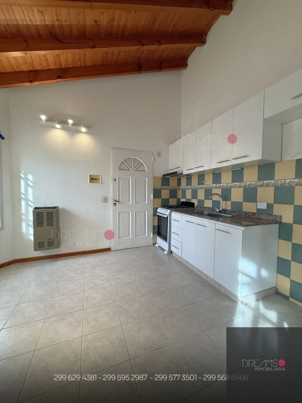 Casa en alquiler c/ cochera en Huilliches - Imagen 4