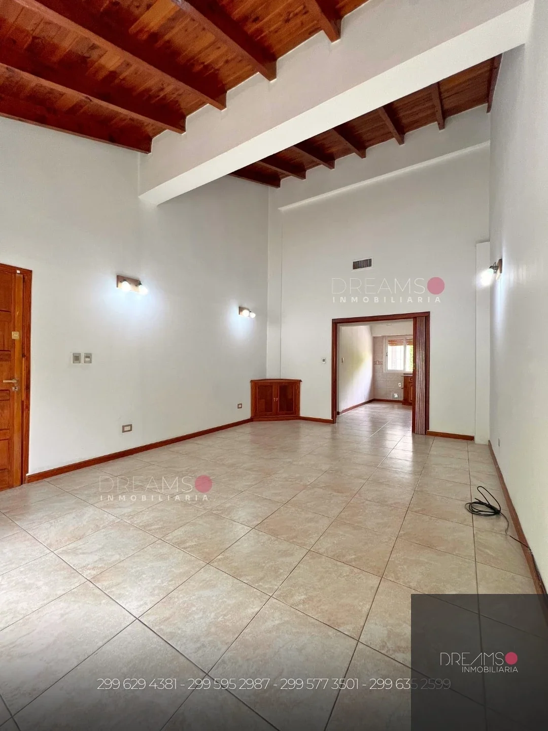 Casa en venta c/ cochera en Otros Barrios - Imagen 5
